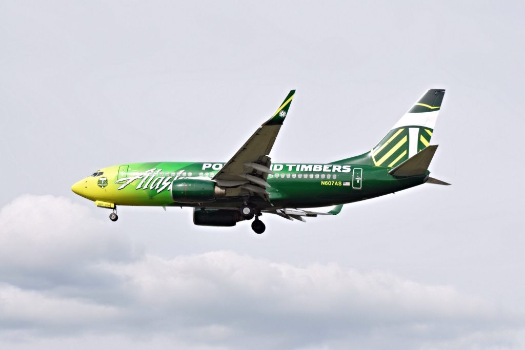 Alaska Airlines Aircraft Boeing 737-700 Sepcial Livery MLS Club Portland Timbers