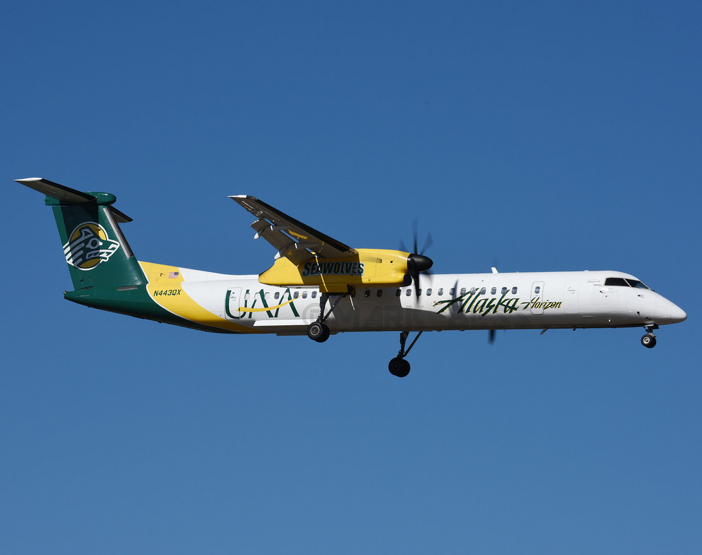 Alaska Airlines (Horizon Air) Fleet Bombardier Dash 8-Q400 Special Livery UAA University of Alaska Anchorage Seawolves