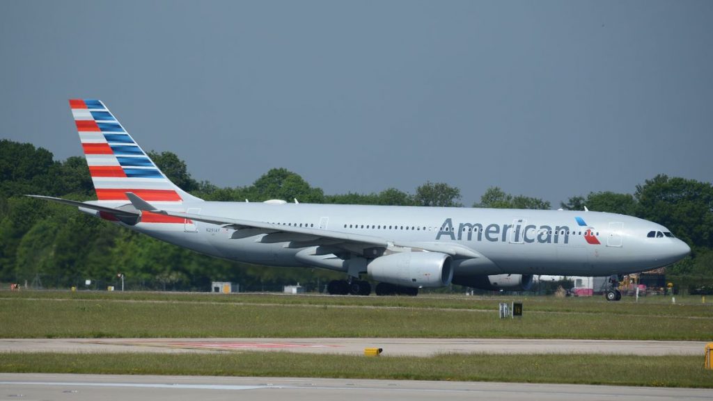 American Airlines Airbus A330-200 N291AY manchester airport