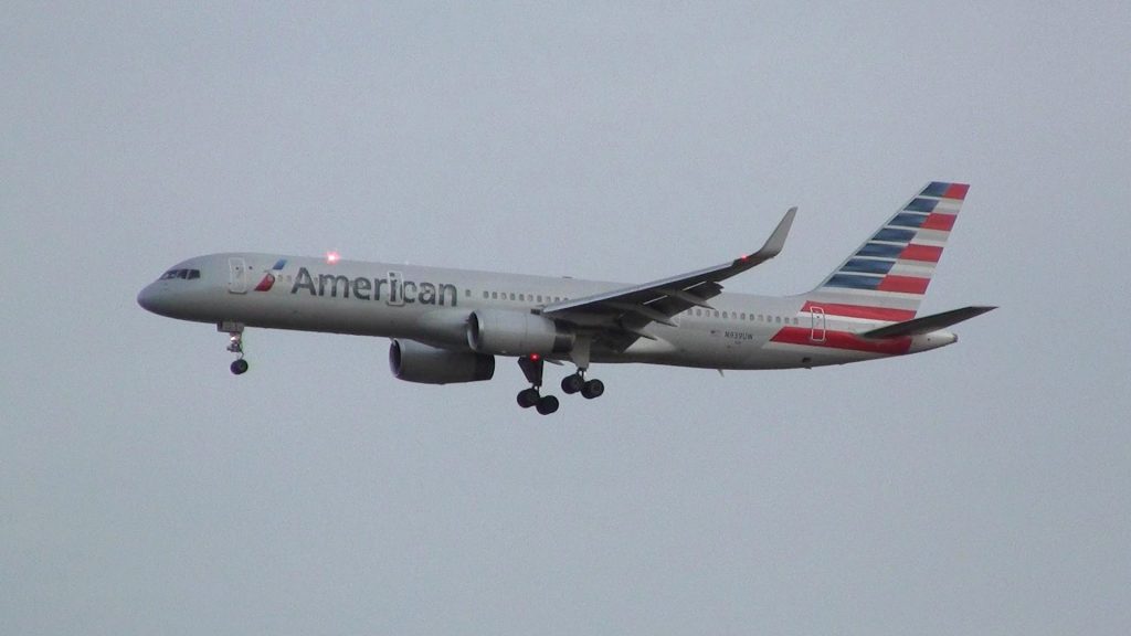 American Airlines Boeing 757-200 ✈ Brussels Airport