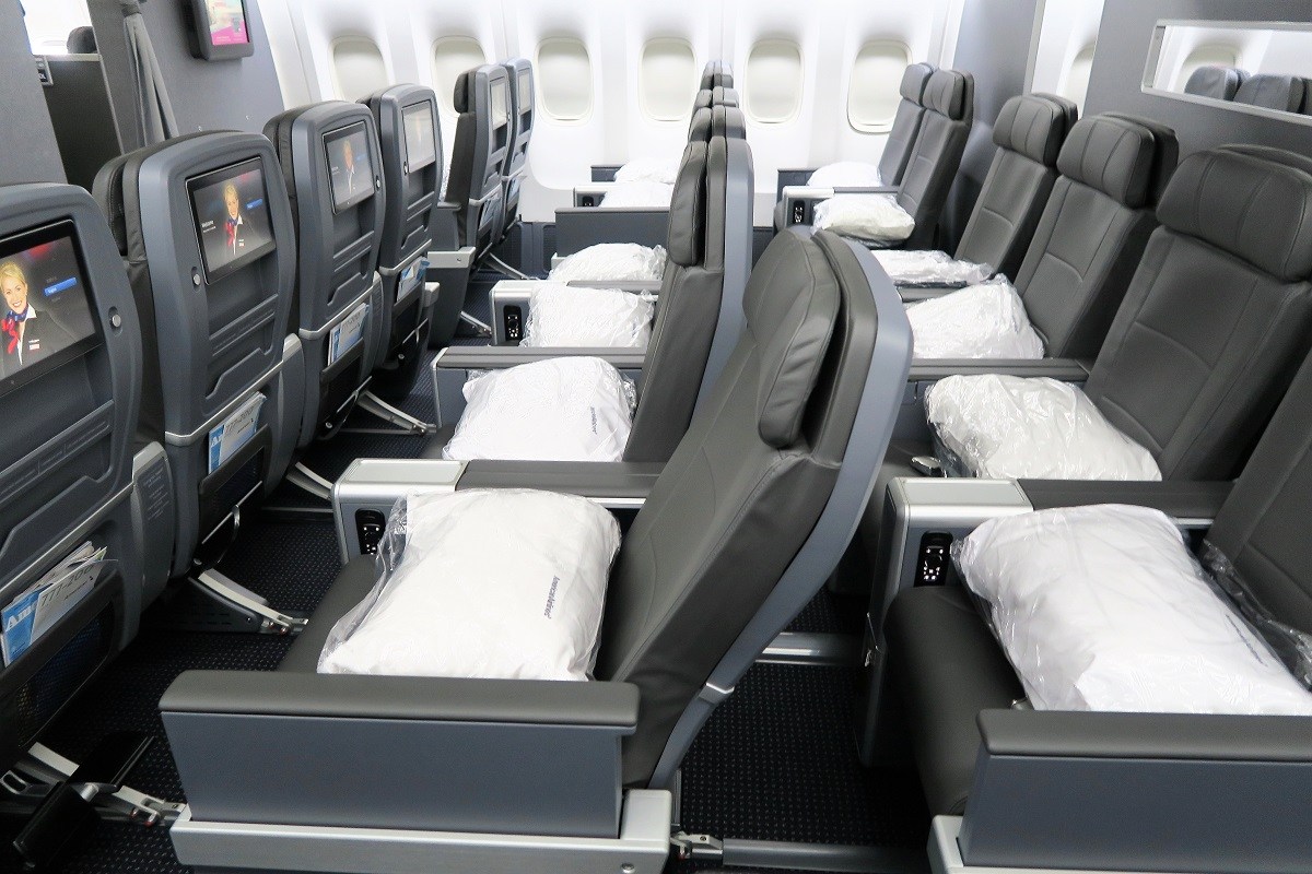 air china 777 200 seating