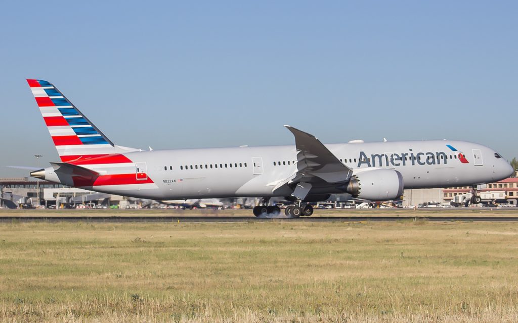 American Airlines Wide Body Aircraft Boeing 787-9 Dreamliner (N822AN)