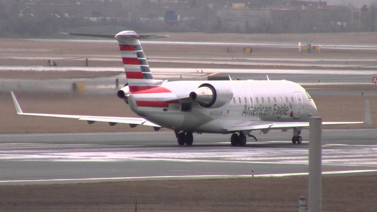 American Eagle Airlines Bombardier CRJ-200 departure RWY 23 @ Toronto Pearson Int'l