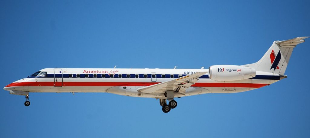 American Airlines Fleet Embraer ERJ140 Details and Pictures