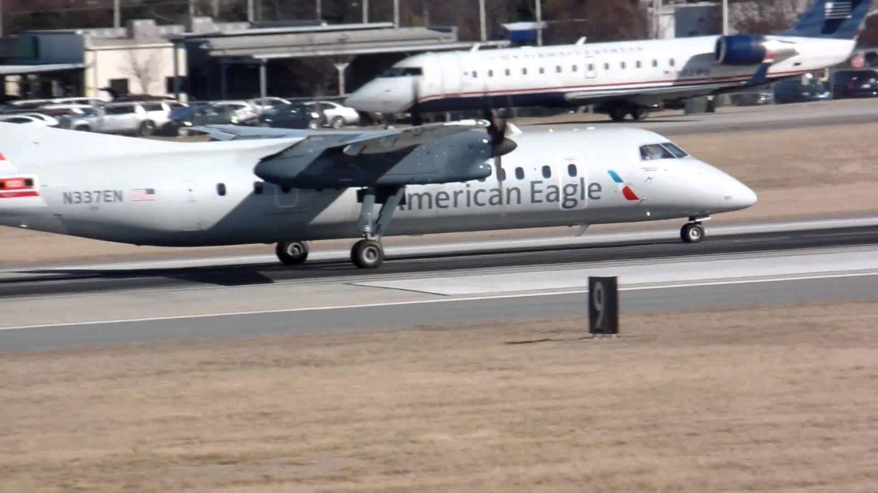 American Eagle Dash 8-311A [Piedmont Airlines] [N337EN] Takeoff Charlotte CLT