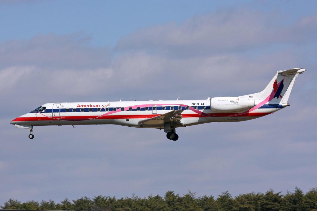 American Airlines Fleet Embraer ERJ-145 Details and Pictures