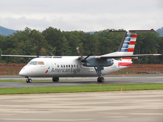 American Eagle (Piedmont Airlines) De Havilland DHC-8-311 Dash 8 N329EN Asheville Regional Airport
