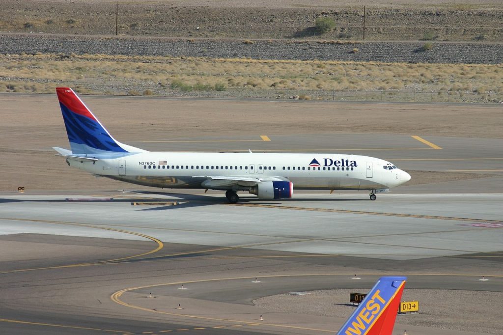 Boeing 737-800 N3760C Delta Air Lines at Phoenix Sky Harbor International Airport