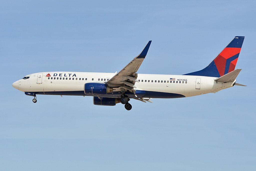 Boeing 737-832(w) ‘N3735D’ Delta Air Lines arriving on flight DAL2316 from Detroit. McCarran International Airport, Las Vegas