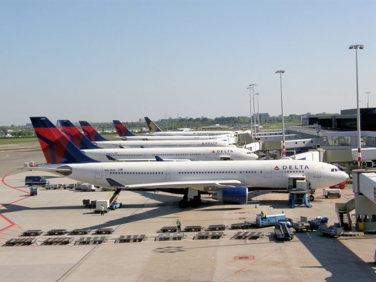 Delta Air Lines Fleet Airbus A330-200 Details and Pictures