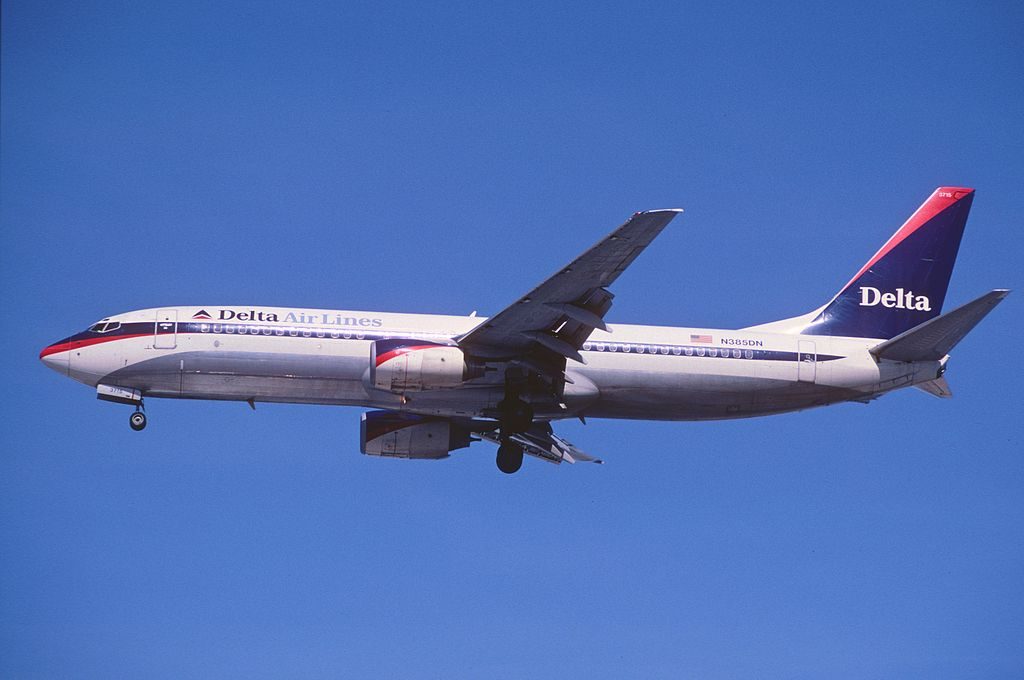 Delta Air Lines Boeing 737-800; N385DN @LAS McCarran International Airport