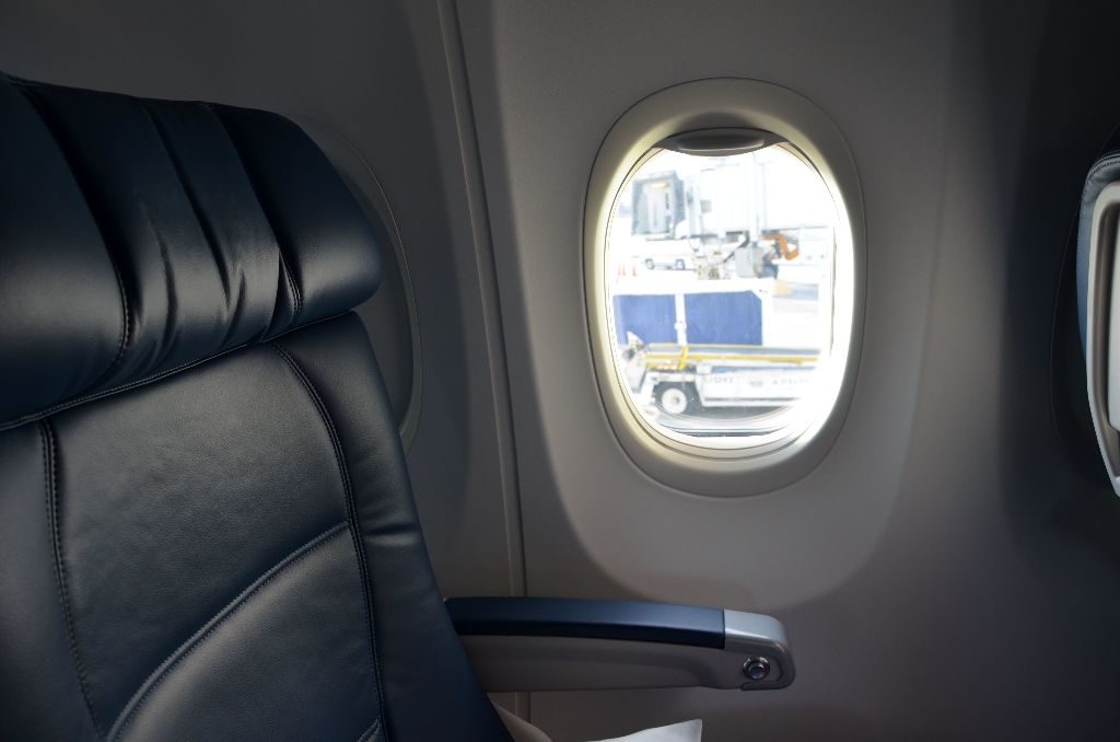 Delta Air Lines Boeing 737-900ER First Class Cabin Window Seats View Photos