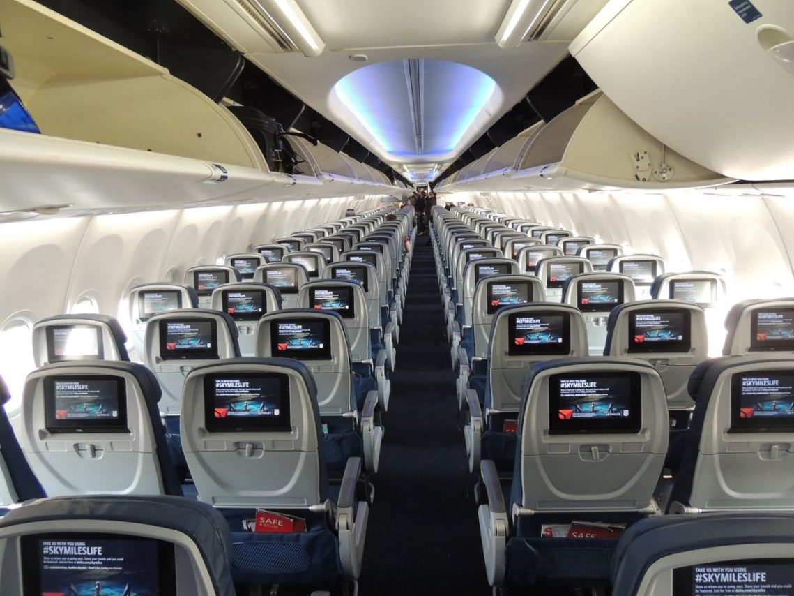 Delta Air Lines Fleet Boeing 737 900er Details And Pictures