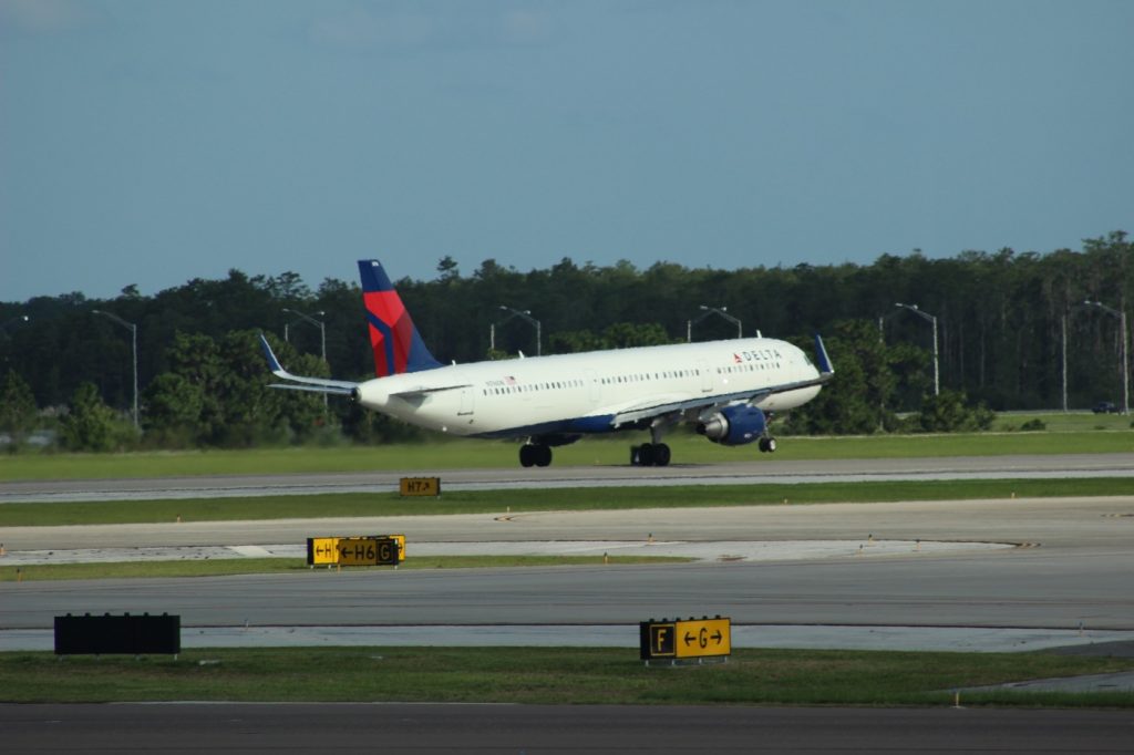 Delta Air Lines Fleet Airbus A321-200 Details and Pictures