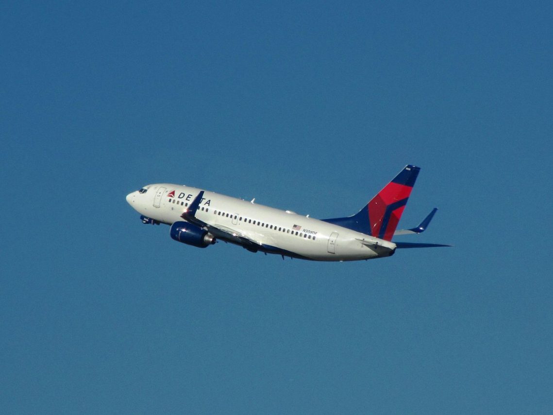 Delta Air Lines Fleet Boeing 737-700 N308DE Climbing Up after take off from Charleston International Airport