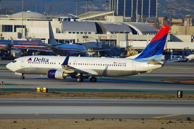 Delta Air Lines Fleet Boeing 737-800 Details and Pictures