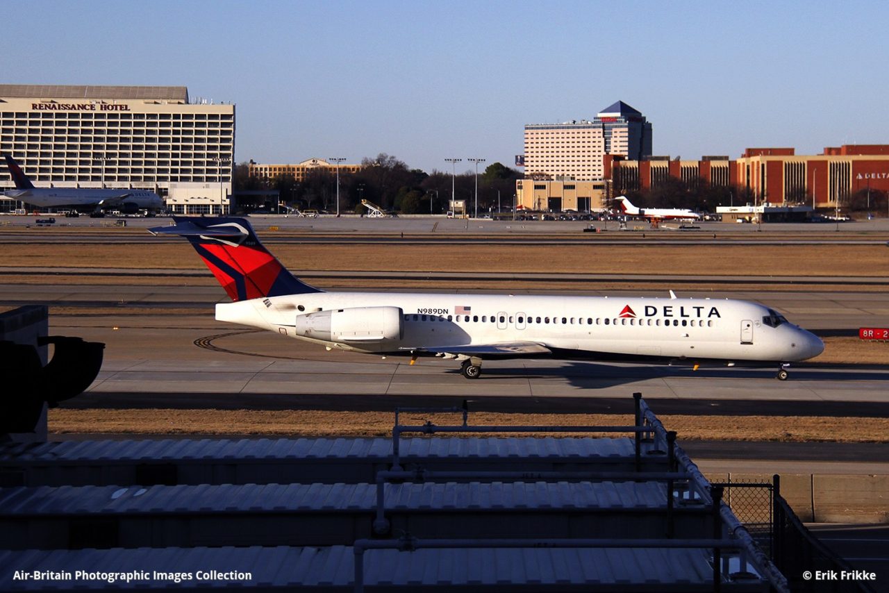 Delta Air Lines Narrow Body Aircraft Boeing 717-200 N989DN at Hartsfield–Jackson Atlanta International Airport @Erik Frikke