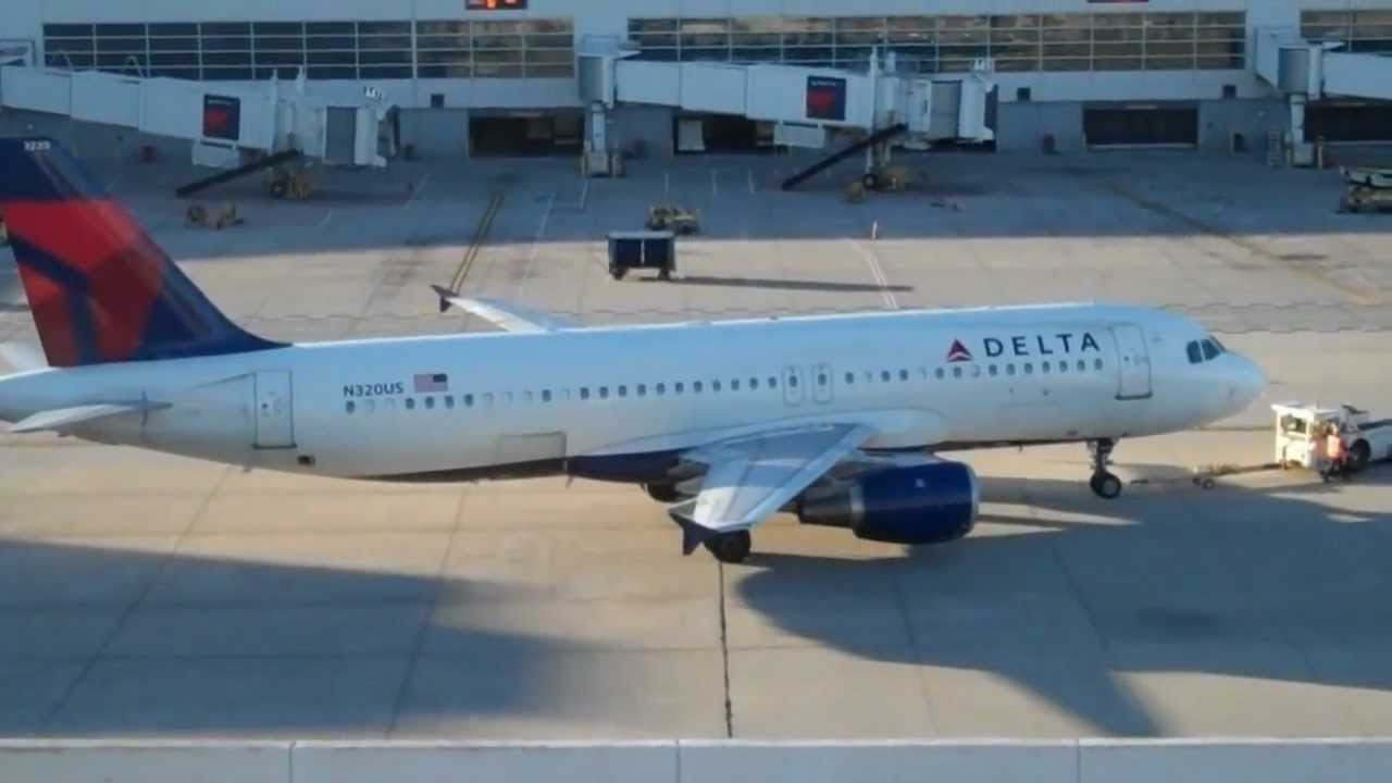 Delta Airlines Airbus A320-200 Pushback And Taxi DTW | N320US