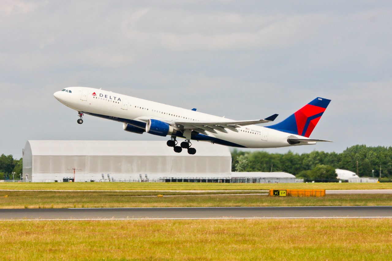 Delta Airlines Airbus A330-223 N853NW at Manchester