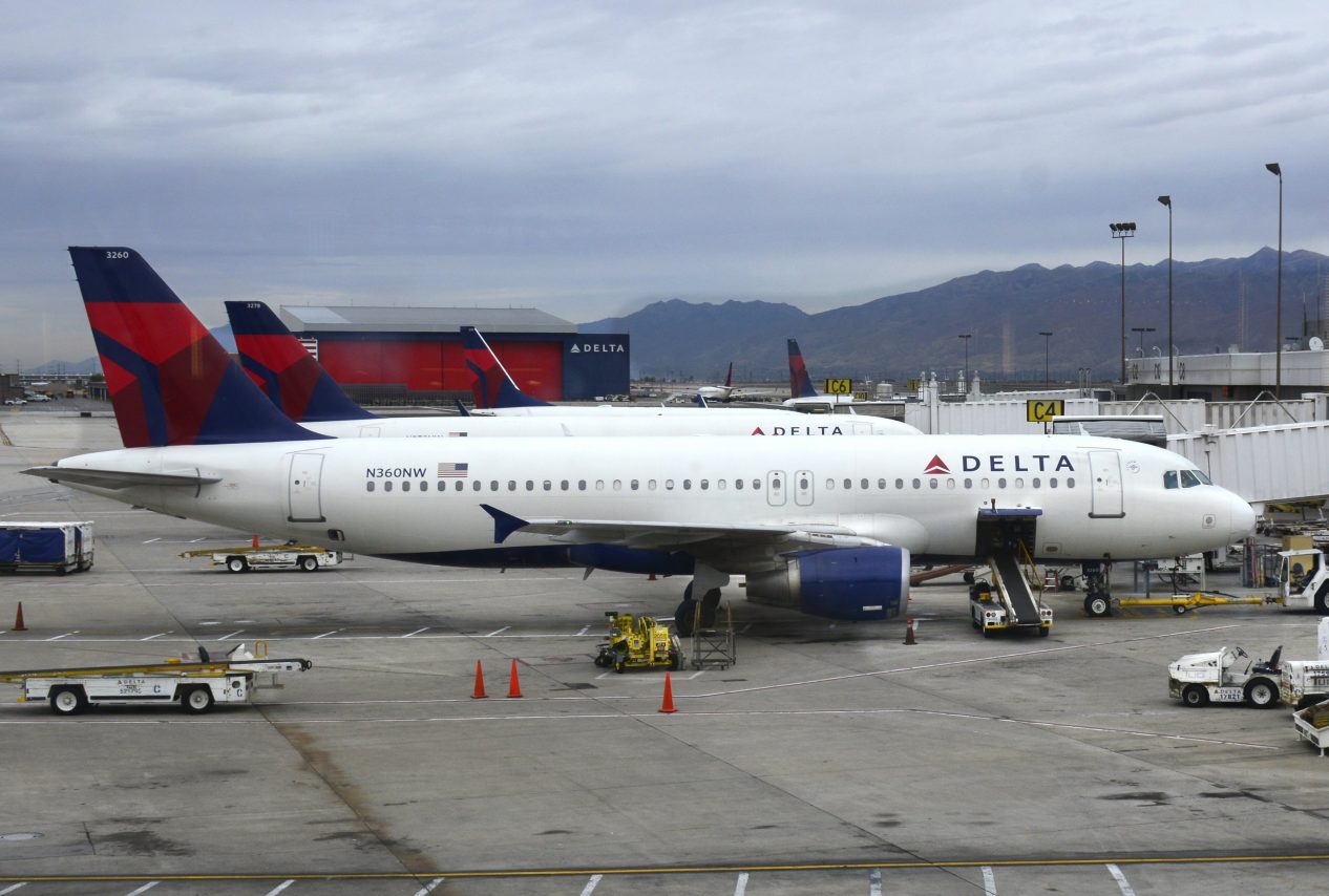 Delta Airlines Fleet Airbus A320-212 N360NW on Boarding gate at Salt Lake City International Airport