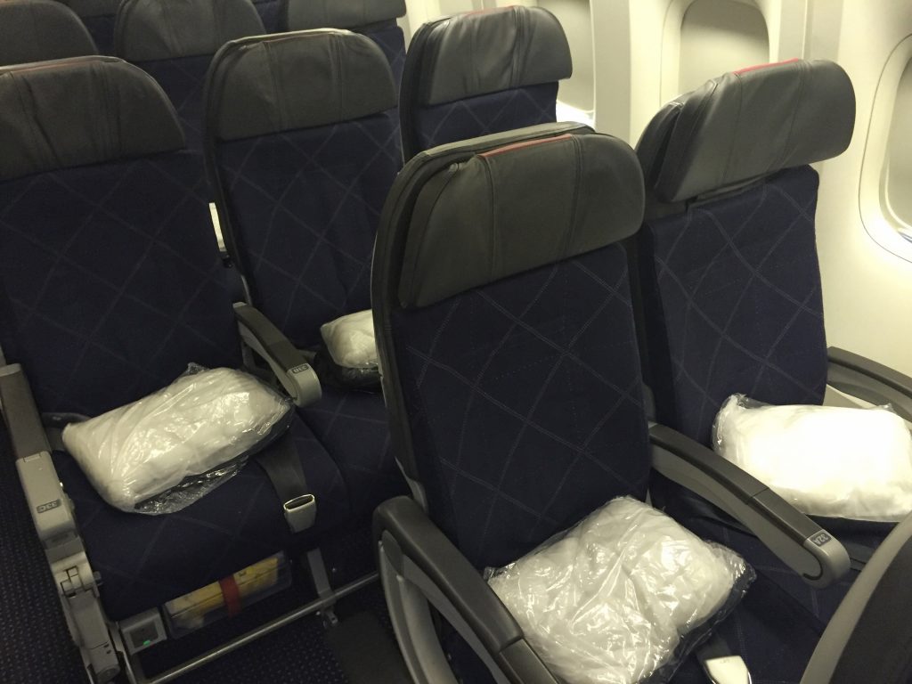 Economy Cabin American Airlines Boeing 777-300ER Bulkhead Seats