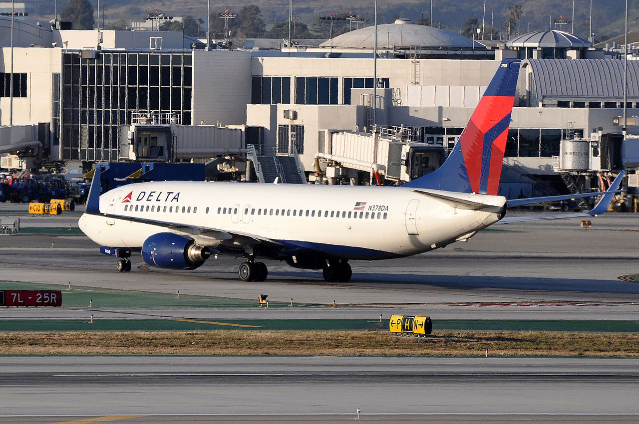 Delta Air Lines Fleet Boeing 737-800 Details and Pictures