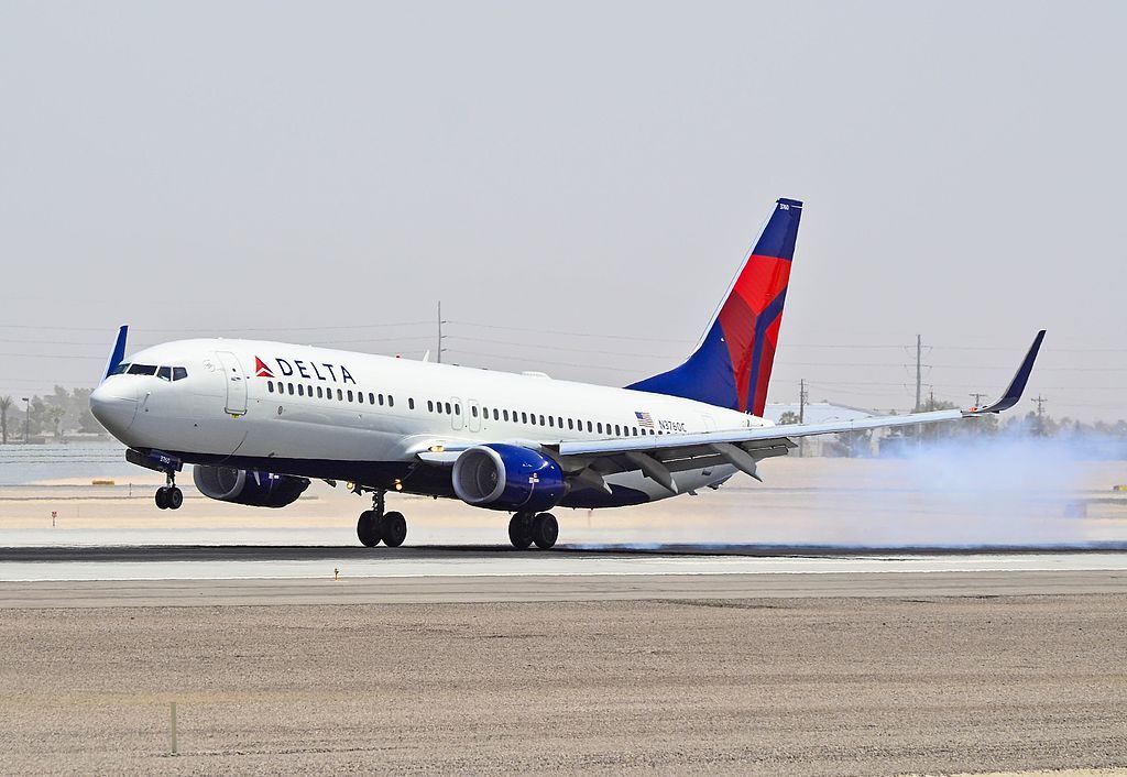 N3760C Delta Air Lines 2001 Boeing 737-832 C-N 30816 Las Vegas - McCarran International (LAS : KLAS) USA - Nevada