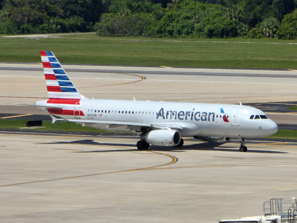 N601AW Airbus A320-232 cn 1945 American Airlines Tampa International