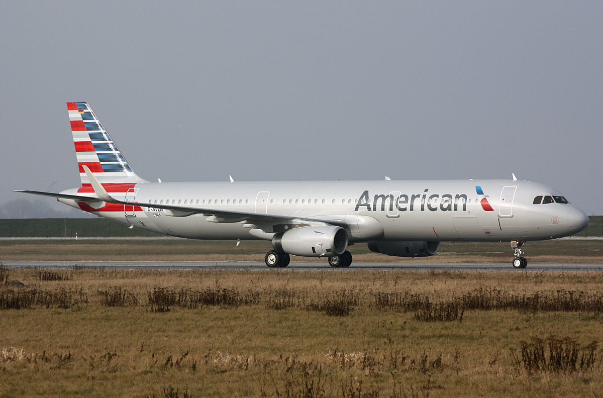 d-avzb American Airlines Airbus A321-231wl