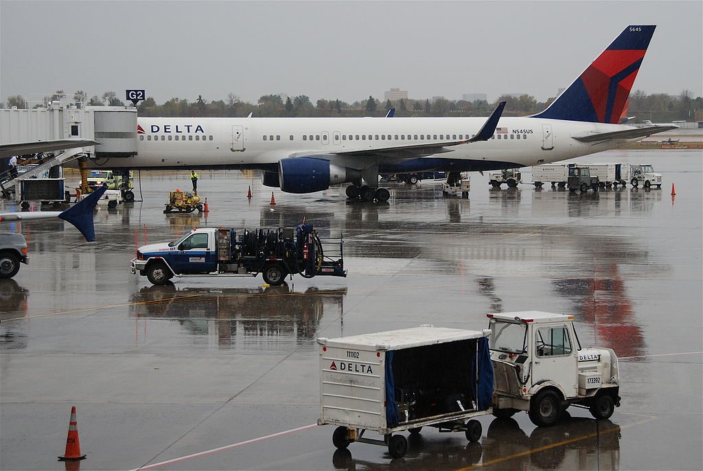 Delta Air Lines Boeing 757-251; N545US @MSP Minneapolis–Saint Paul International Airport