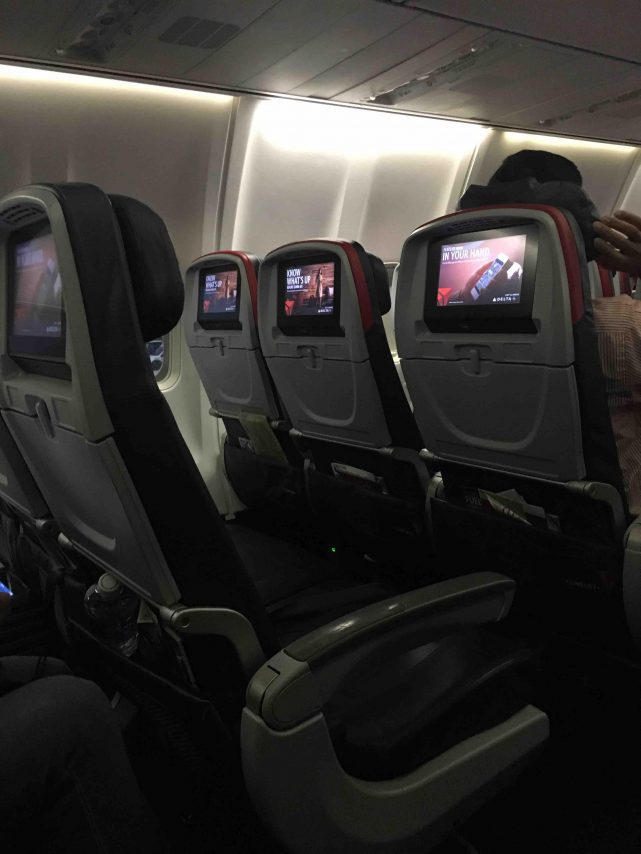 Delta Air Lines Boeing 757-300 main cabin economy class seats and screen photos