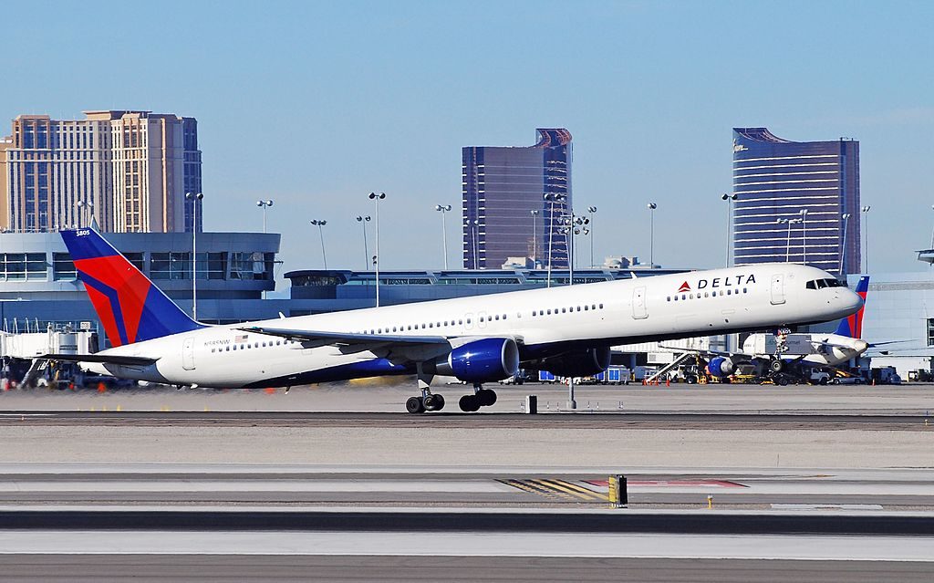 Delta Air Lines Fleet Boeing 757-300 Details and Pictures ...