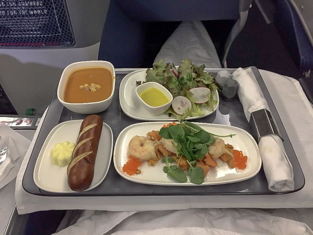 Delta Air Lines Boeing 767-300ER Business Class (First Delta One) Inflight amenities appetizer and soup course Photos