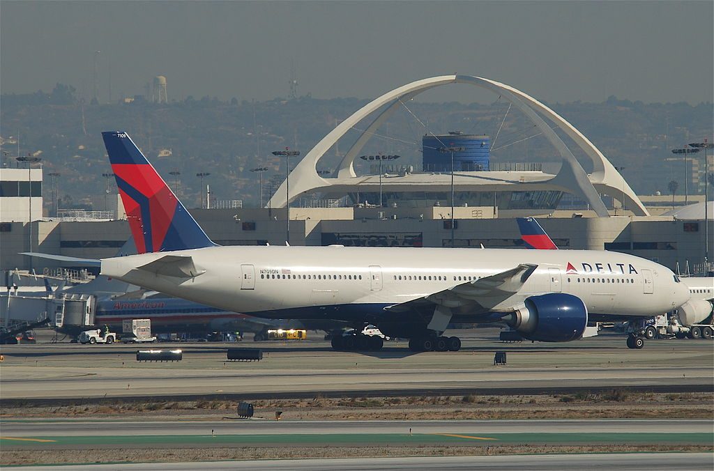 Delta Air Lines Boeing 777-232LR; N709DN @LAX Los Angeles International Airport