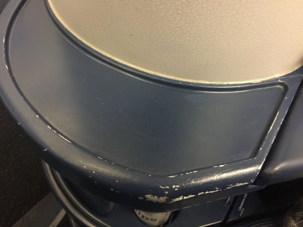 Delta Air Lines Fleet Boeing 777-200ER Business Elite Class (DELTA ONE) seats are showing their age in some regards — this isn’t a good look in a premium cabin