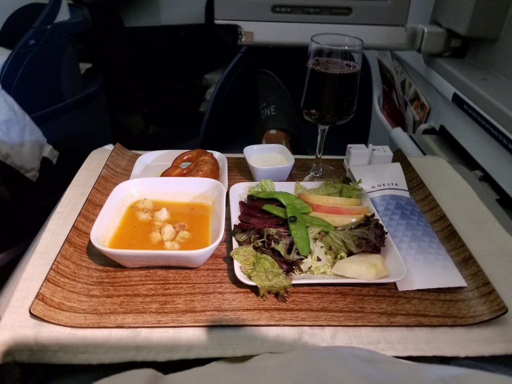 Delta Air Lines Fleet Boeing 777-200LR business elite:Delta ONE class cabin inflight meal services appetizer, salad, soup, main, cheese, and dessert photos-2