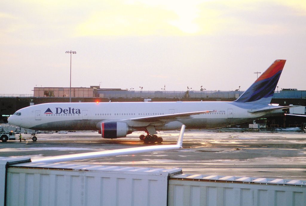 Delta Air Lines Fleet Boeing 777-232ER, N861DA @JFK chartered to fly the American Winter Olympic team in Torino, Italy