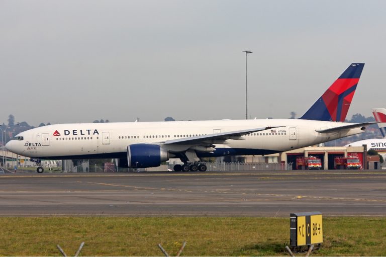 Delta Air Lines Fleet Boeing 777-200LR Details and Pictures