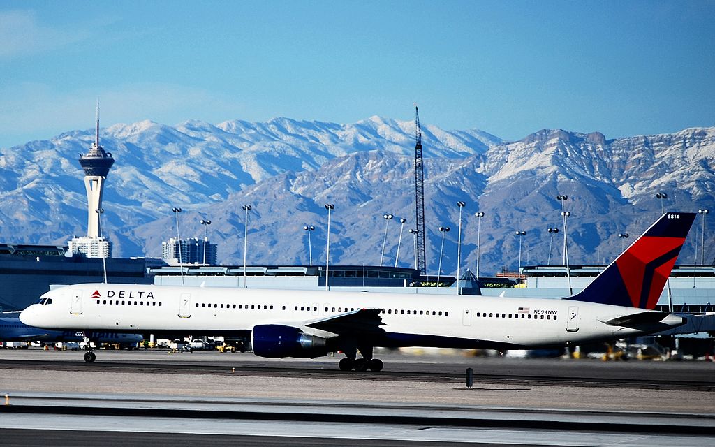 Delta Air Lines (Northwest Airlines) Boeing 757-351 N594NW - 5814 (cn 32994-1035) at Las Vegas - McCarran International (LAS : KLAS) USA - Nevada