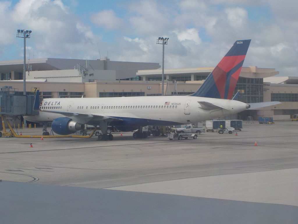 Delta Air Lines Fleet Boeing 757-200 Details and Pictures