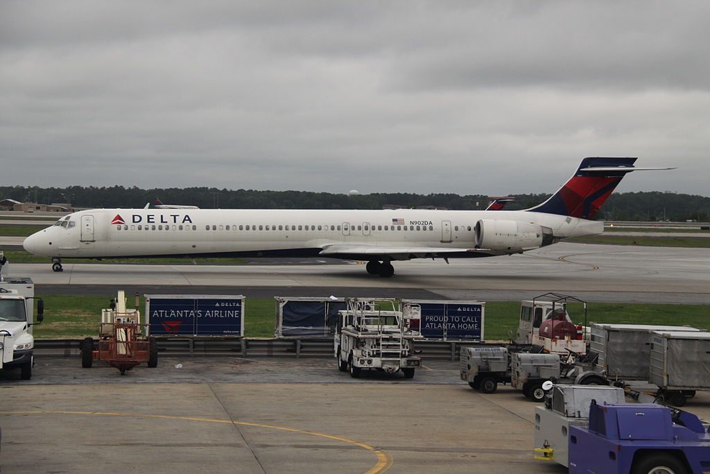 McDonnell Douglas MD-88 N902DA of Delta Air Lines at Hartsfield-Jackson Atlanta International Airport