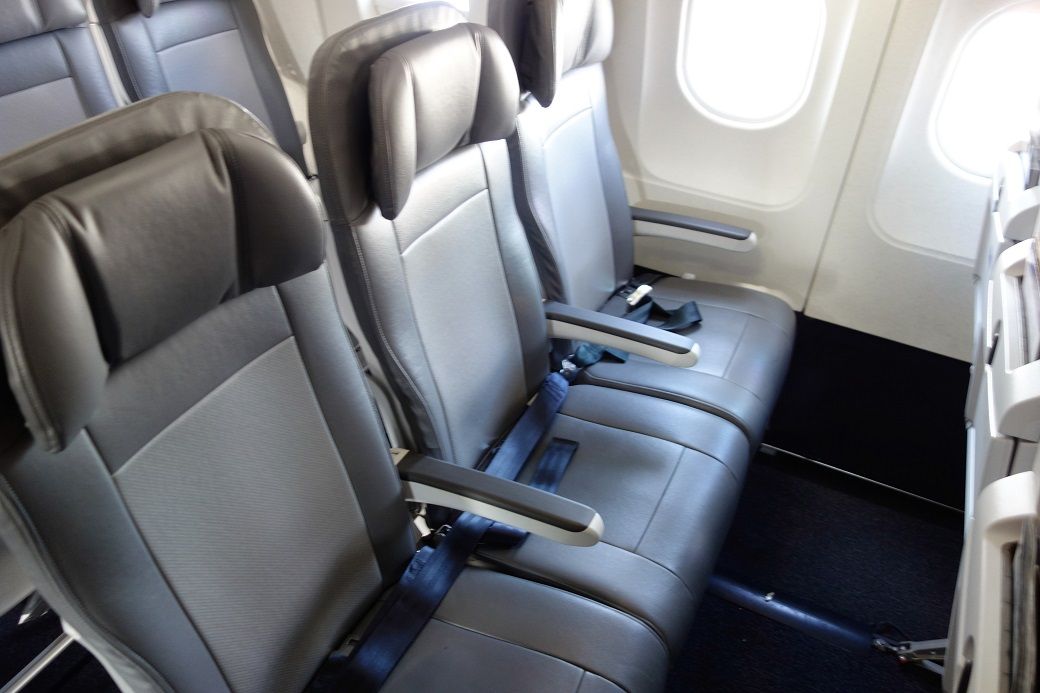 United Airlines Fleet Airbus A320200 Details and Pictures