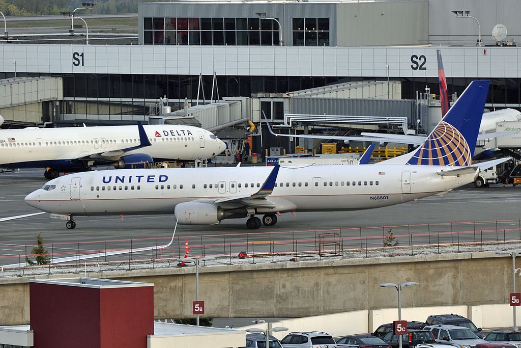 United Airlines Aircraft Fleet Boeing 737-924(ER)(WL), N68801 - SEA Seattle–Tacoma International Airport