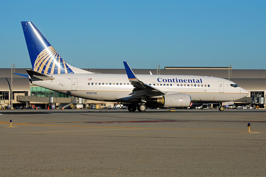 United Airlines Fleet N15710 (ex Continental Airlines) Boeing 737-724 cn:serial number- 28780:94 Narrow Body Aircraft photos