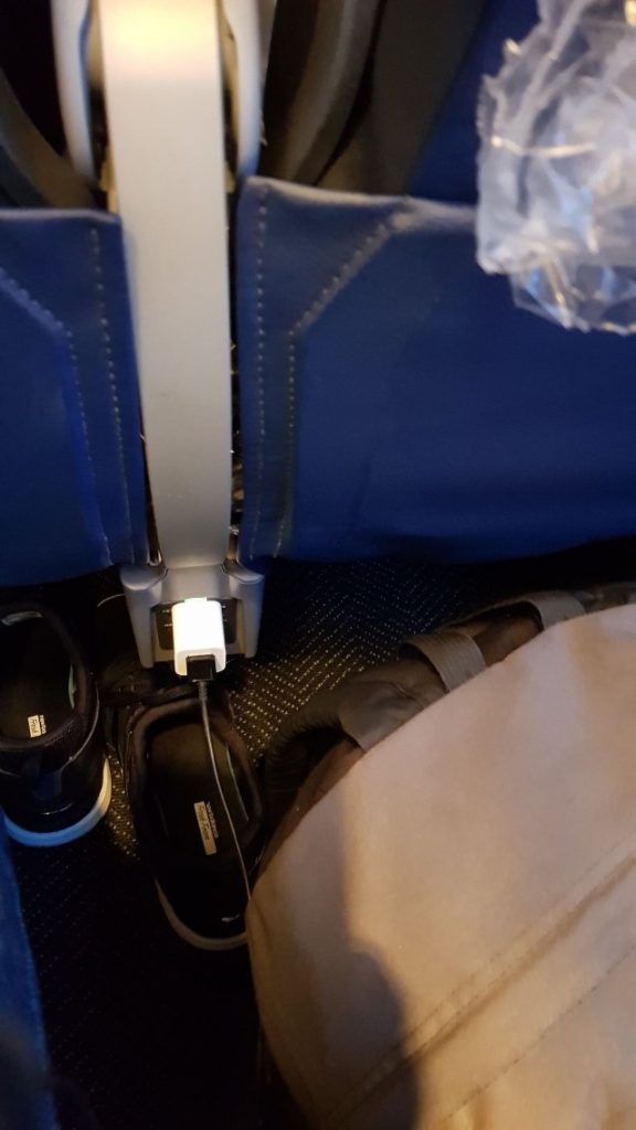 United Airlines Aircraft Fleet Boeing 777 300ER Economy Class Cabin USB and power outlets under the seat
