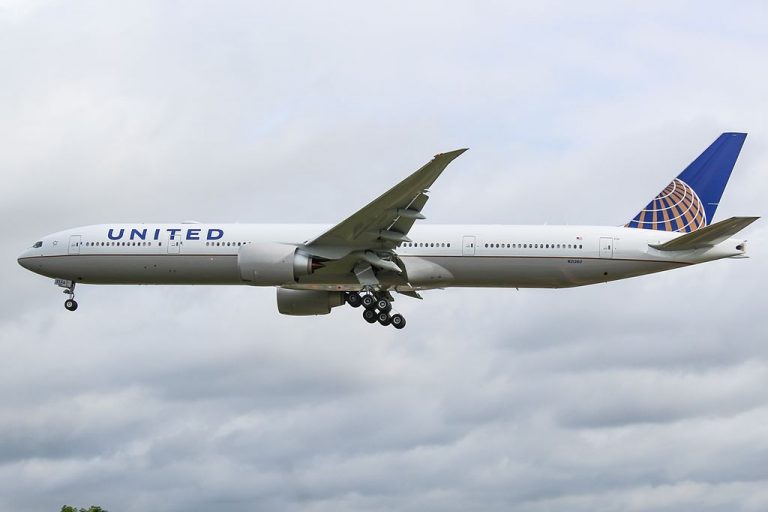 United Airlines Fleet Boeing 777-300ER Details and Pictures