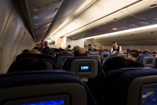 United Airlines Widebody Aircraft Boeing 777 200 regular economy class cabin inflight view