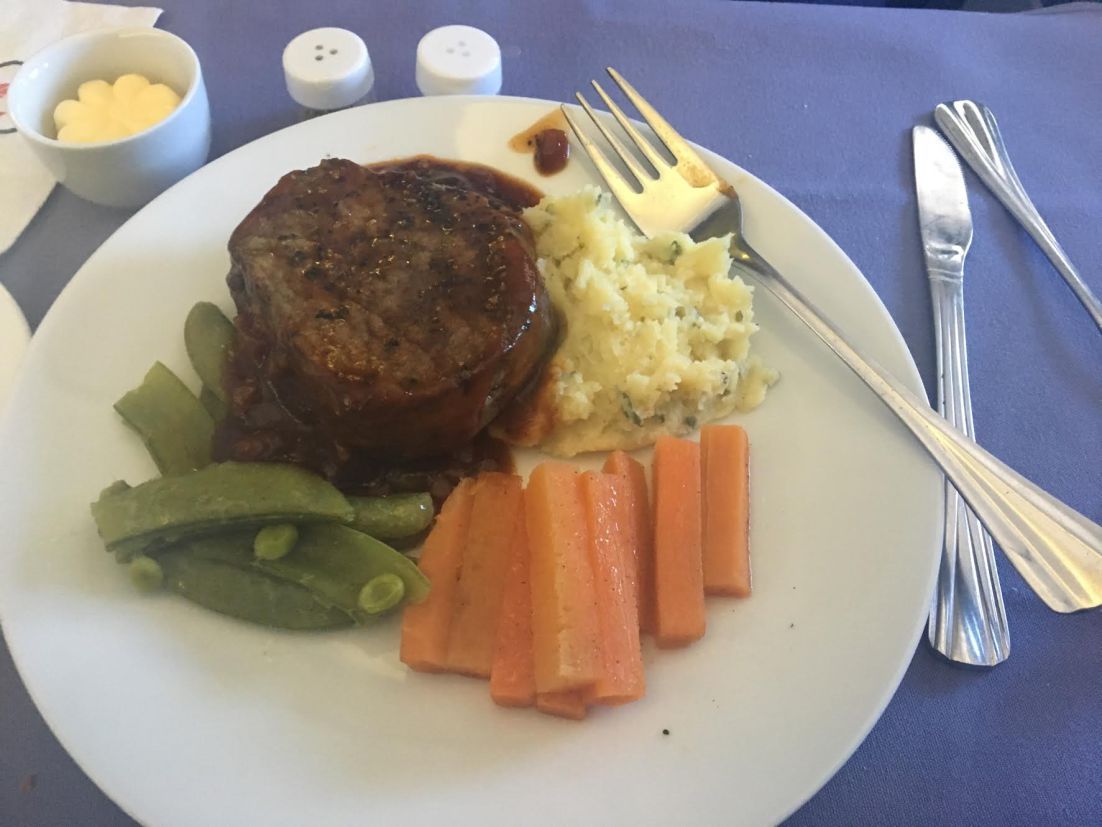 United Airlines Widebody Aircraft Fleet Boeing 767 400ER Business FirstPolaris Business Cabin mealfood services main course Tenderloin of Beef
