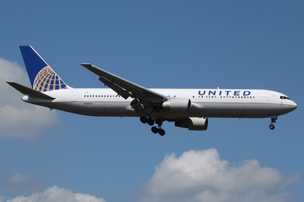 United Airlines Fleet Boeing 767-300ER Details and Pictures