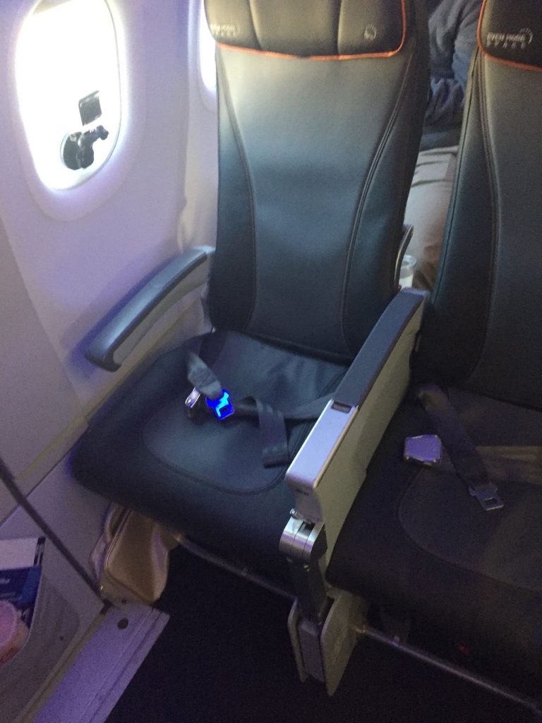 Airbus A321 200 JetBlue Airways Economy Cabin Premium Eco Even More Space Seats Photos